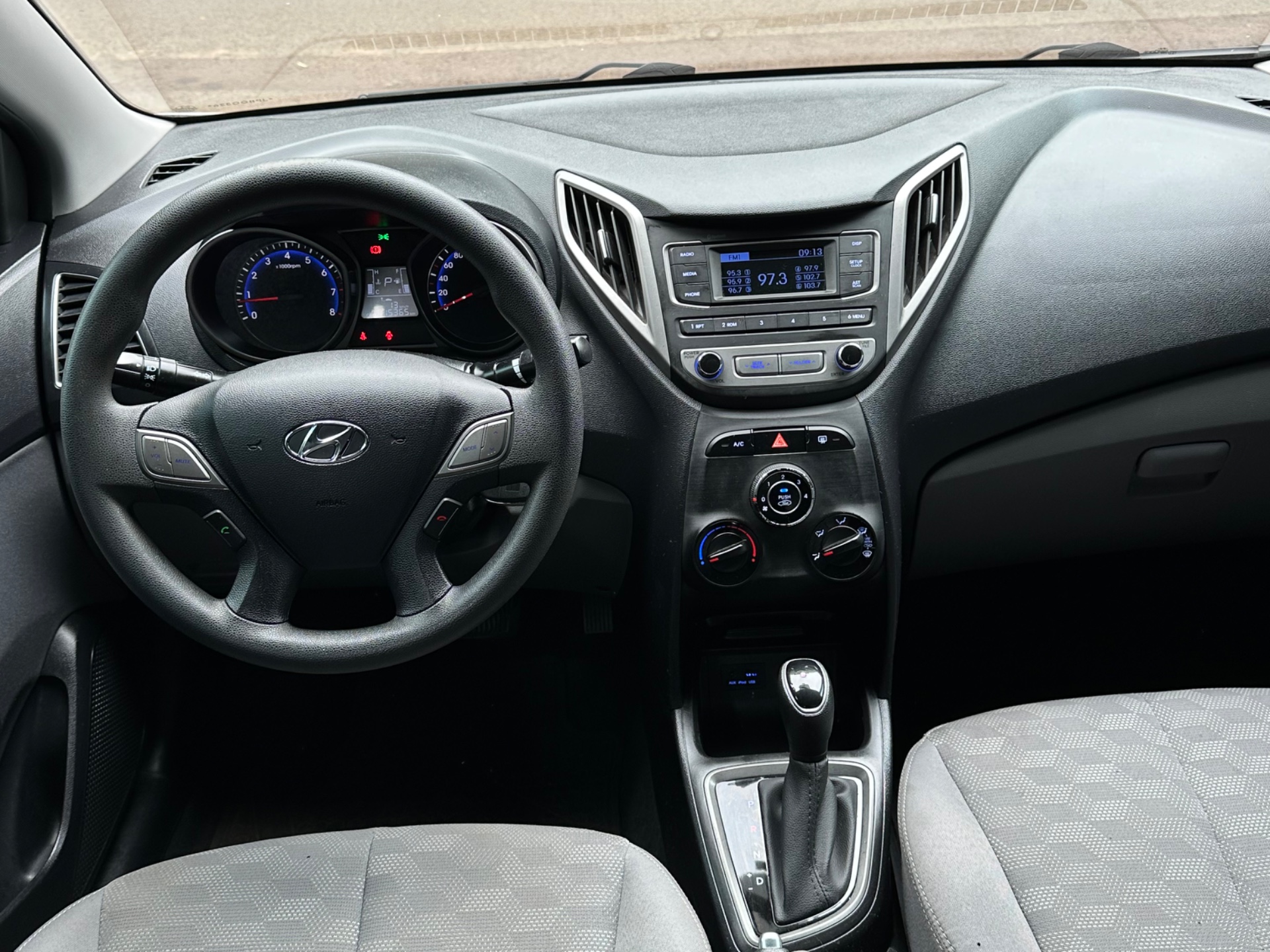 HYUNDAI HB20S Comfort Plus 1.6 16v 2018 - miniatura 7