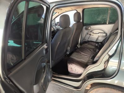FIAT Uno Vivace 1.0 4p. 2014 - miniatura 11