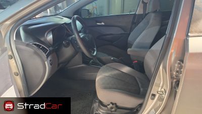 HYUNDAI HB20S Comfort Style 1.6 16v 2018 - miniatura 9
