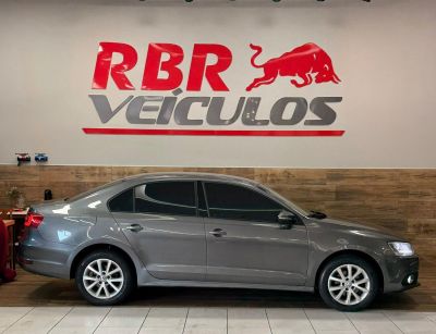 VOLKSWAGEN Jetta Comfortline 2.0 2011 - miniatura 4
