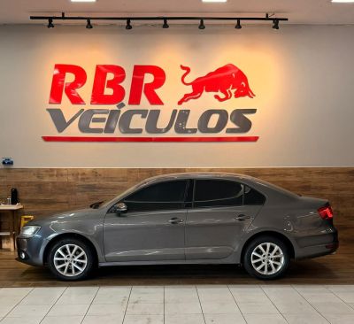 VOLKSWAGEN Jetta Comfortline 2.0 2011 - miniatura 5