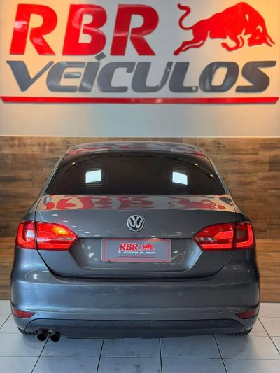 VOLKSWAGEN Jetta Comfortline 2.0 2011 - miniatura 6