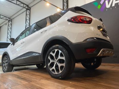 RENAULT Captur Intense 2.0 16v 2021 - miniatura 4