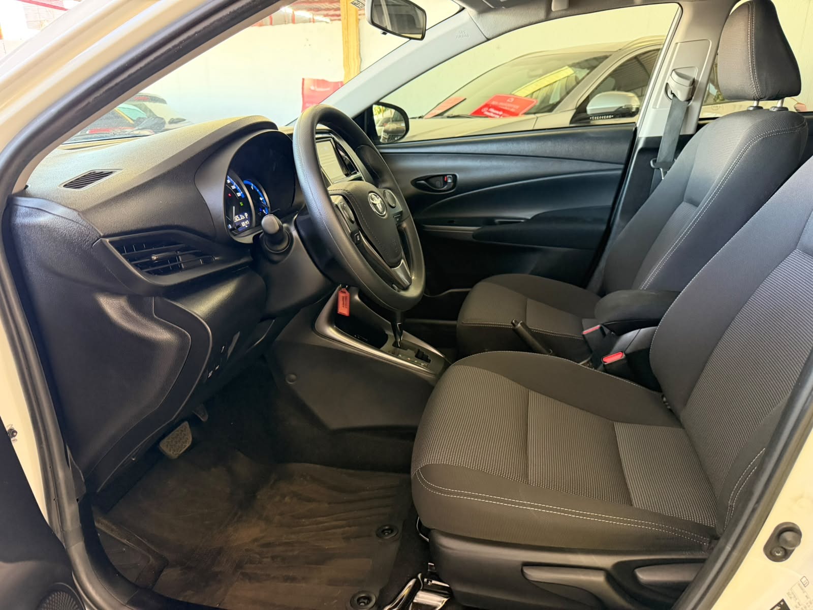 TOYOTA Etios Sedan X Plus 1.5 16v 2024 - miniatura 8