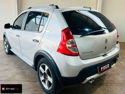 RENAULT Sandero StepWay 1.6 16v 2011 - miniatura 3