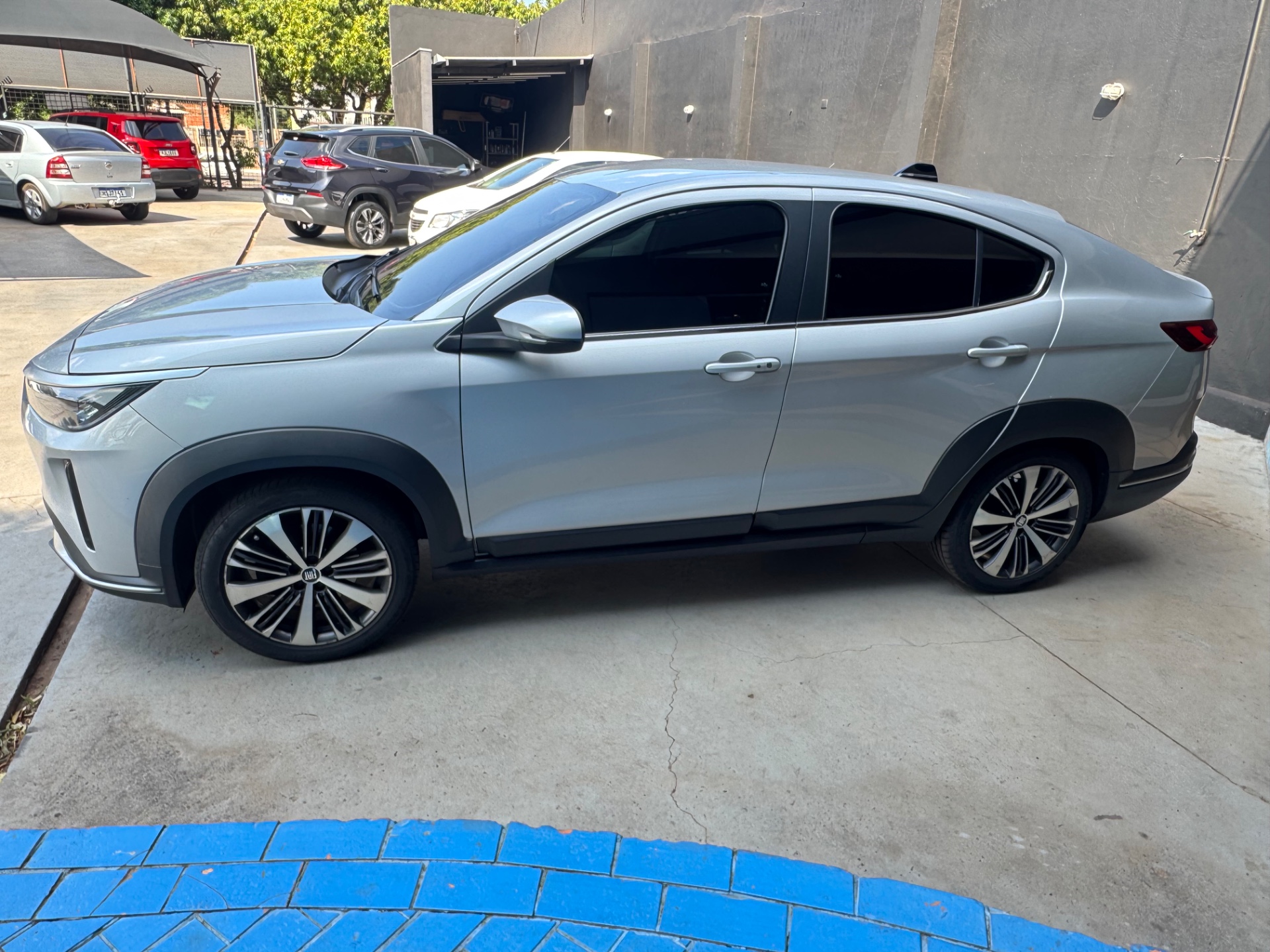 FIAT Fastback Audace 1.0T 12v 2023 - miniatura 5
