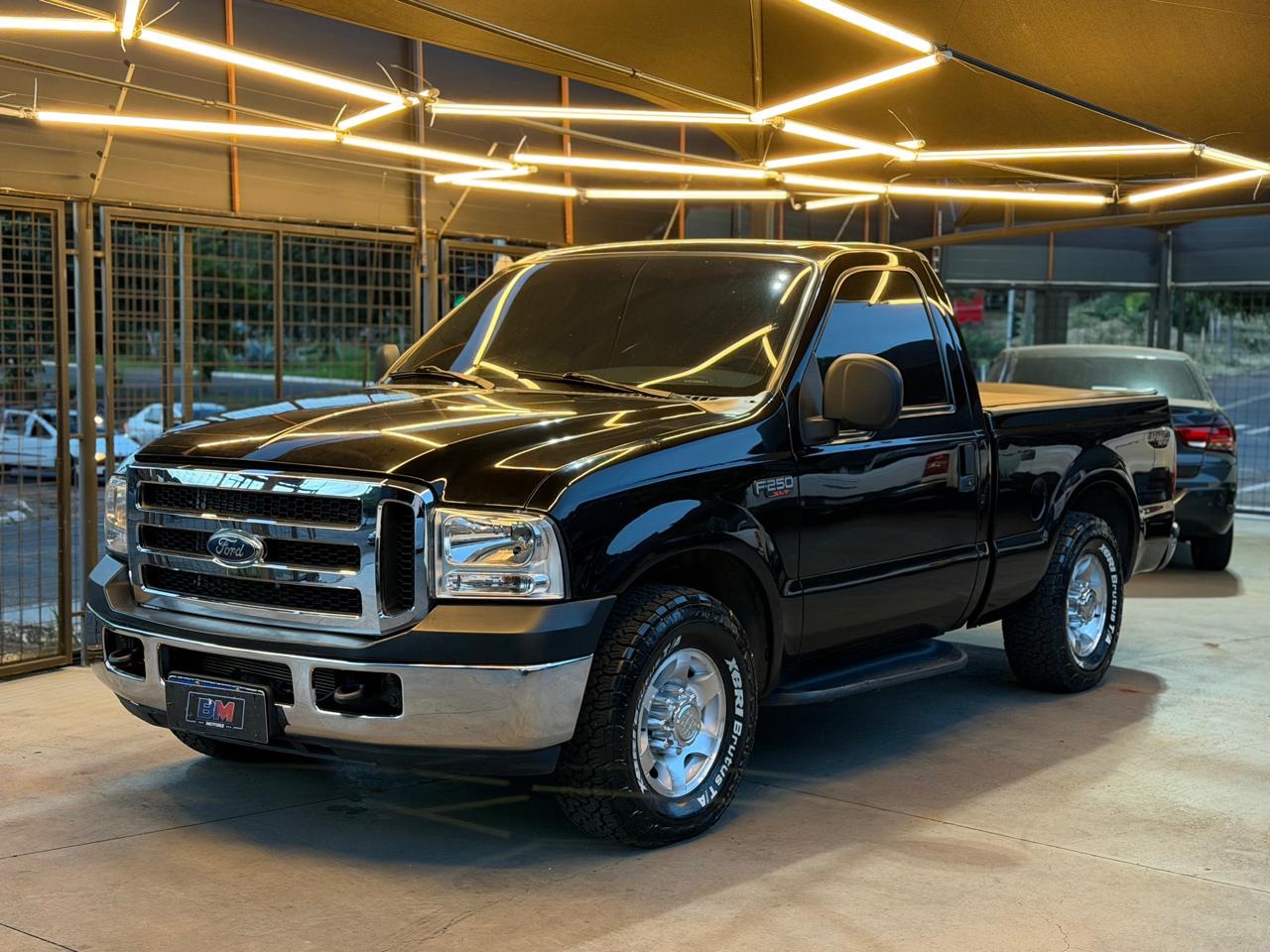 FORD F250 XLT 4.2TD 18v C.D. 2004 - miniatura 2