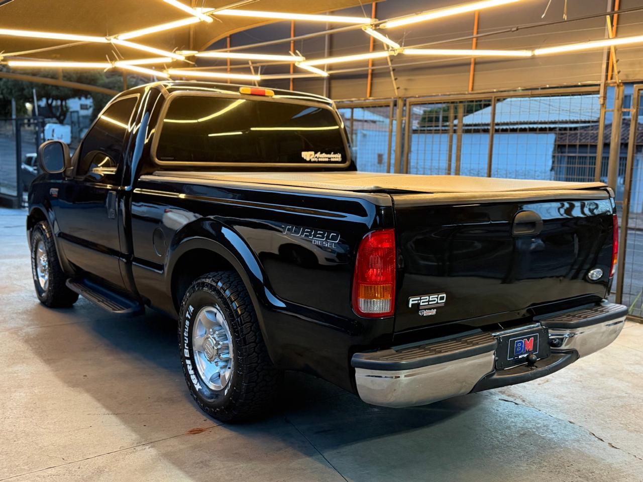 FORD F250 XLT 4.2TD 18v C.D. 2004 - miniatura 5
