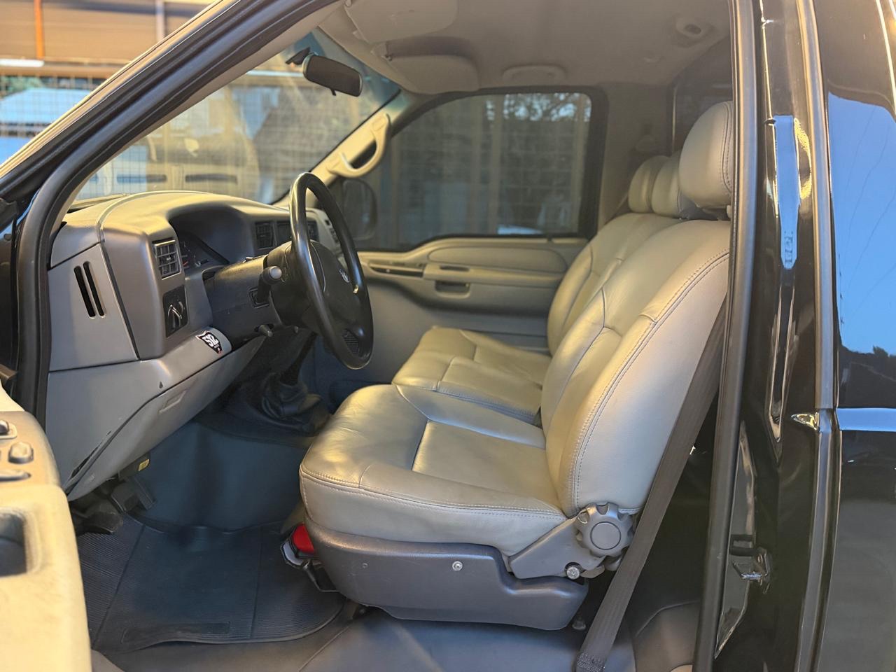 FORD F250 XLT 4.2TD 18v C.D. 2004 - miniatura 6