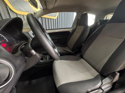 VOLKSWAGEN Up Take 1.0 12v 4p. 2015 - miniatura 11