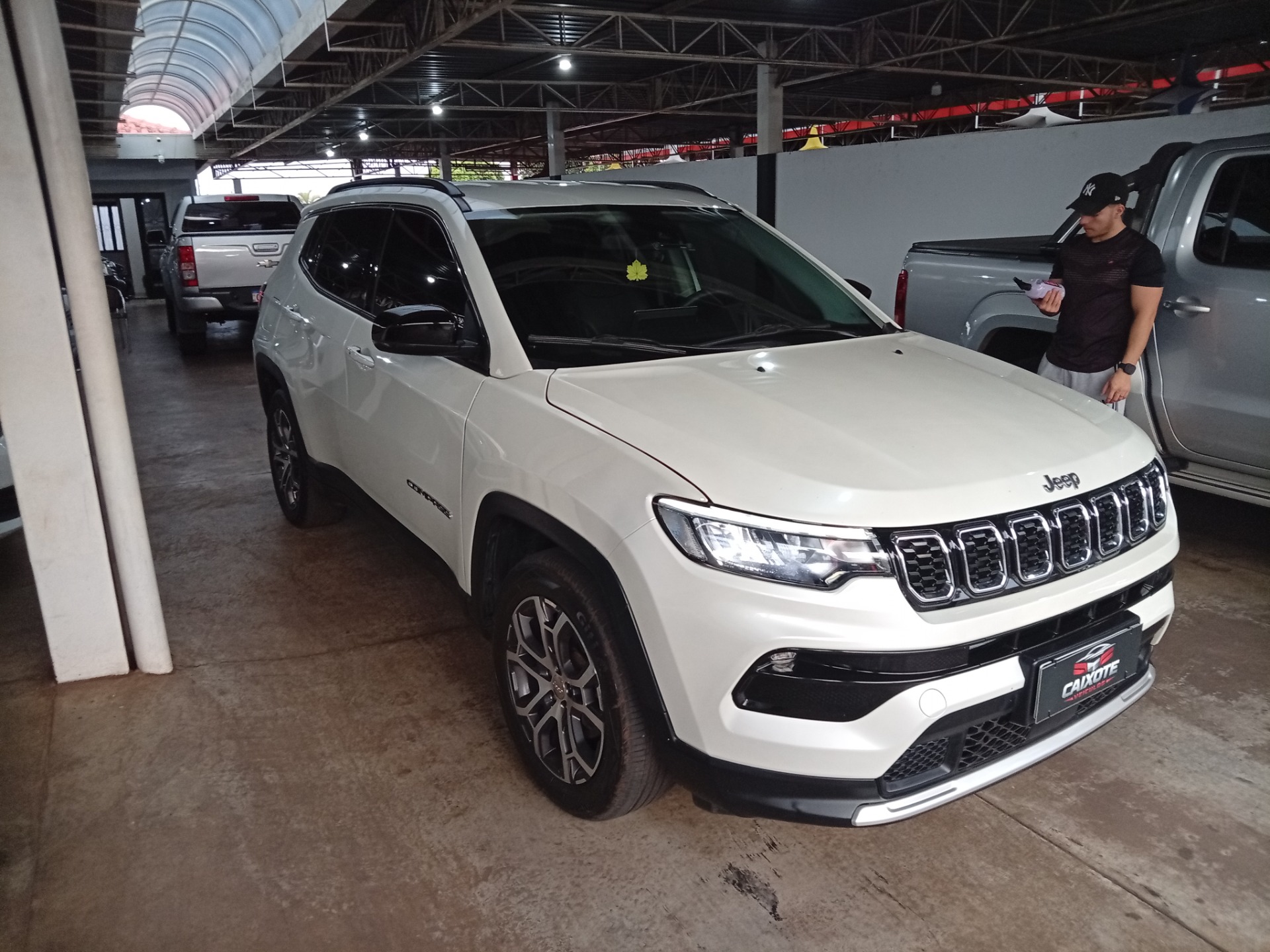 JEEP Compass Longitude 1.3 16v T270 2025 - miniatura 2