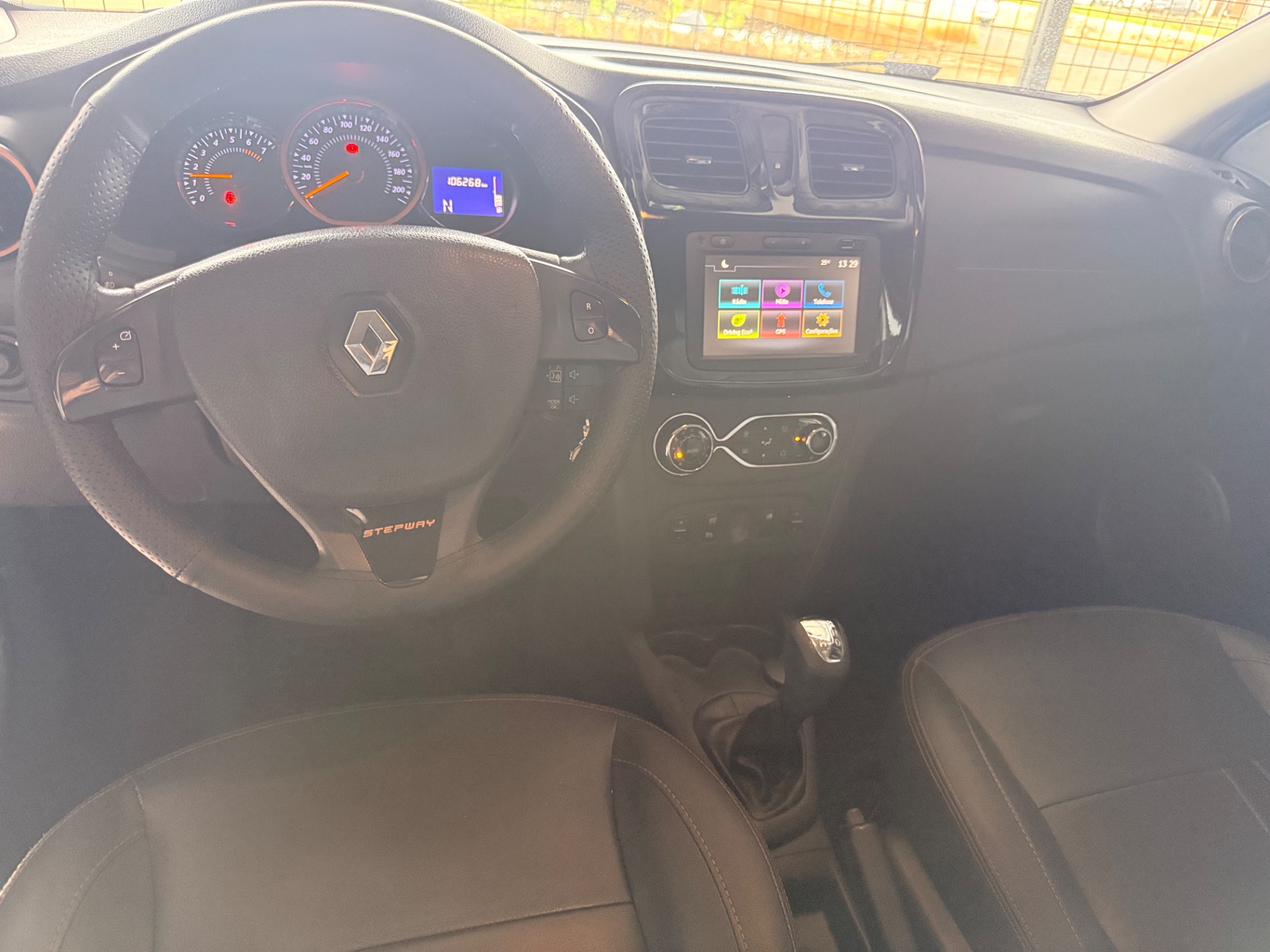 RENAULT Sandero Expression 1.6 16v EasyR 2017 - miniatura 10