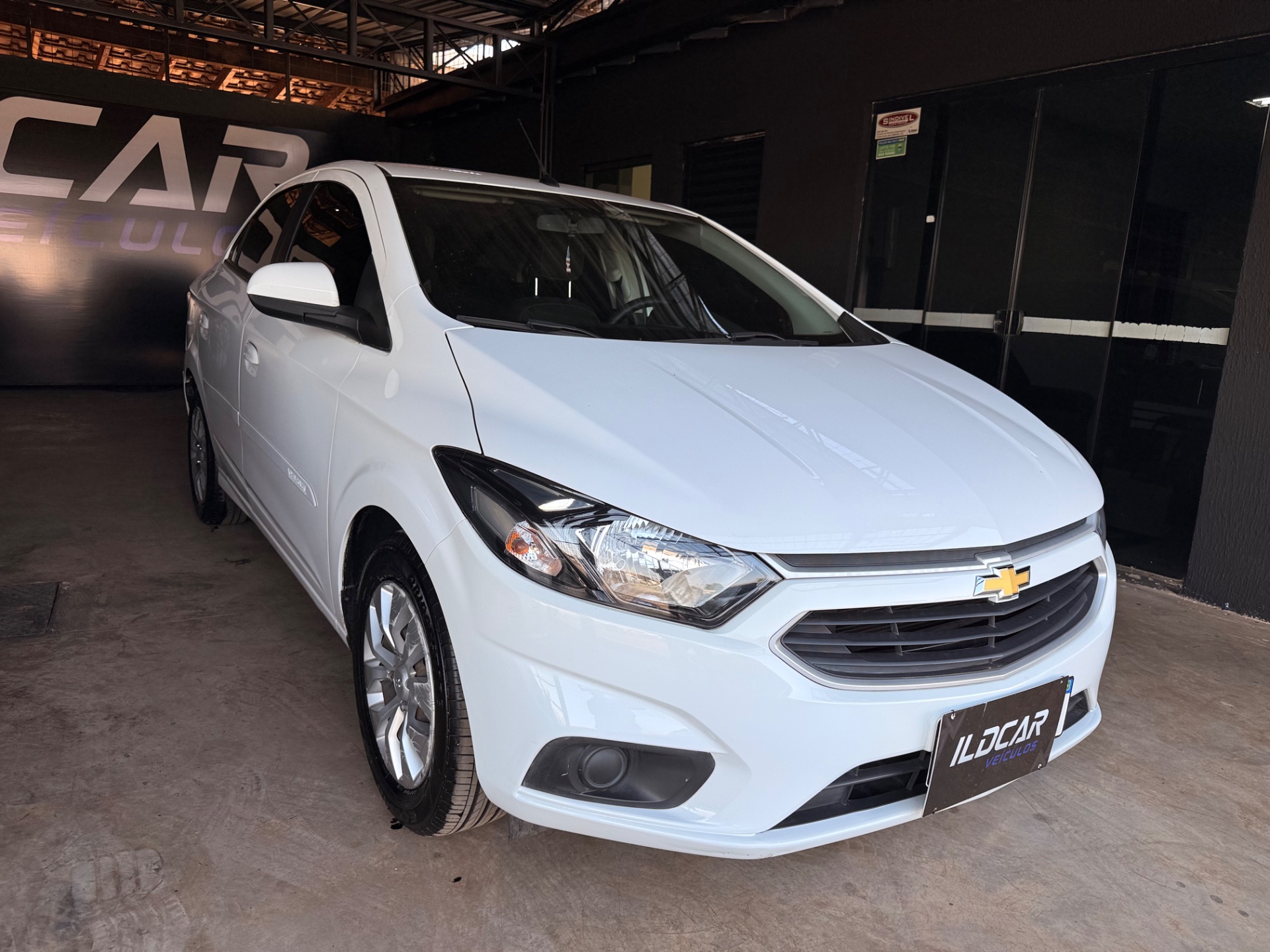CHEVROLET Prisma LT 1.4 2018 - miniatura 3