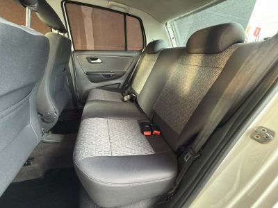 VOLKSWAGEN Fox 1.6 4p. 2014 - miniatura 9