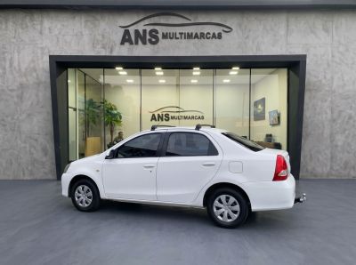 TOYOTA Etios Sedan X 1.5 16v 2018 - miniatura 3