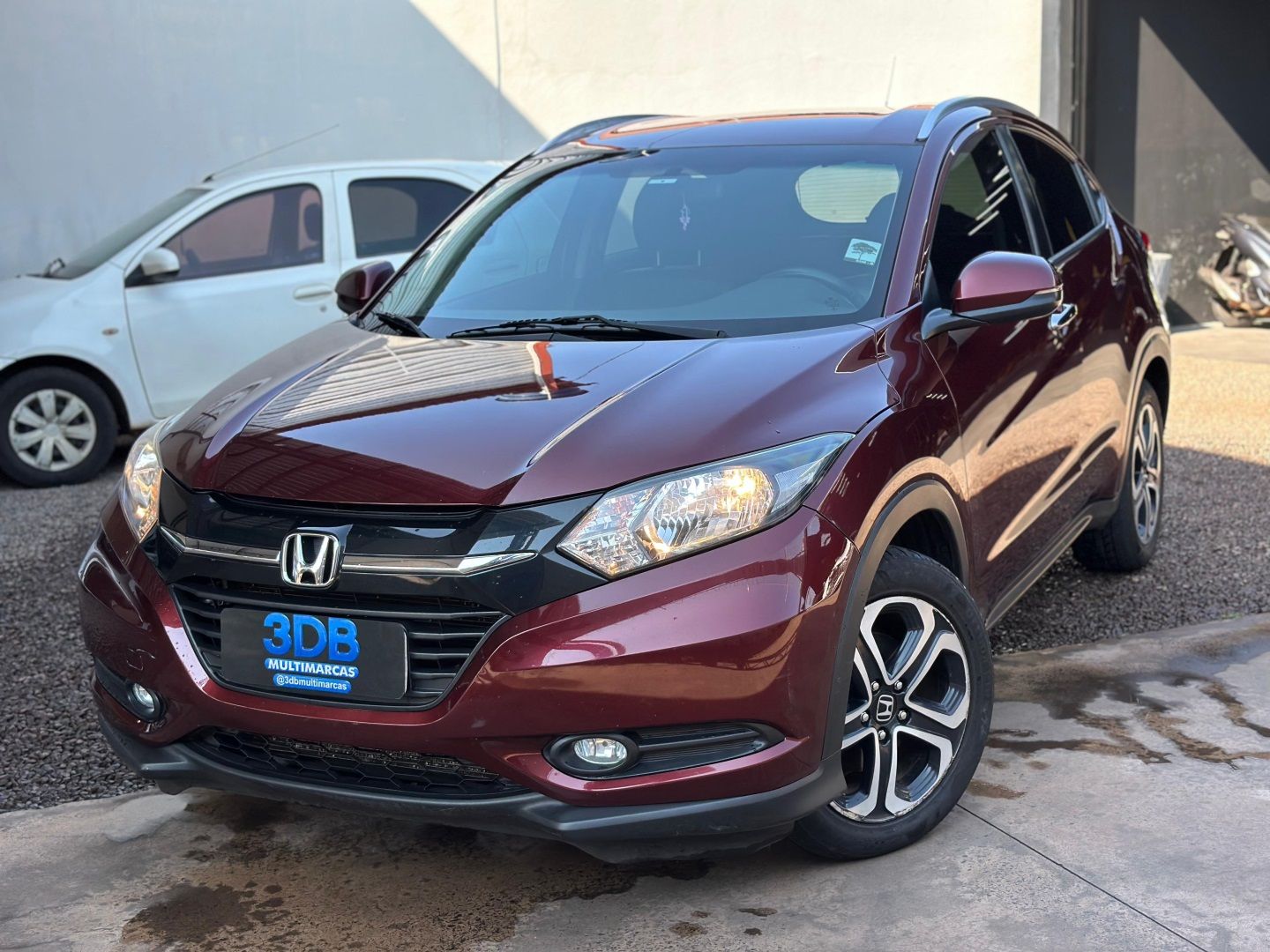 Vista principal de HONDA HR-V EXL 1.8 16v 2018
