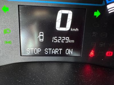RENAULT Kwid Zen 1.0 12v 2025 - miniatura 13
