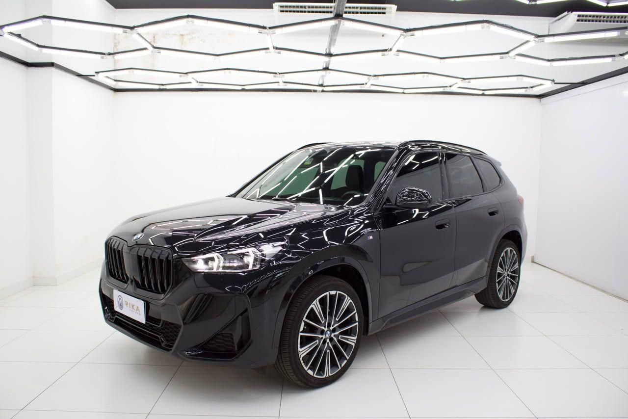 Vista principal de BMW X1 sDrive20i M Sport 2.0T 16v 2024