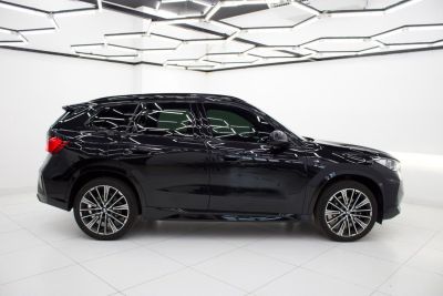 BMW X1 sDrive20i M Sport 2.0T 16v 2024 - miniatura 8