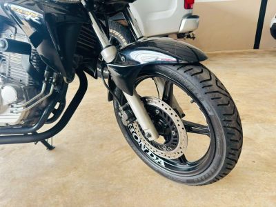 HONDA CB 300R 2014 - miniatura 7