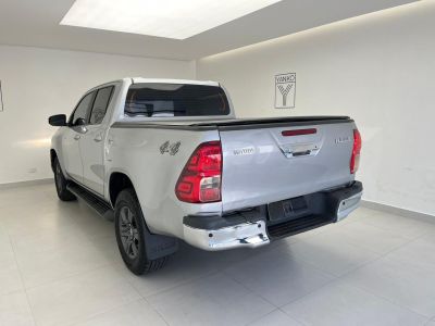 TOYOTA Hilux SR D4-D 2.8TDi 16v 4X4 C.D. 2022 - miniatura 3