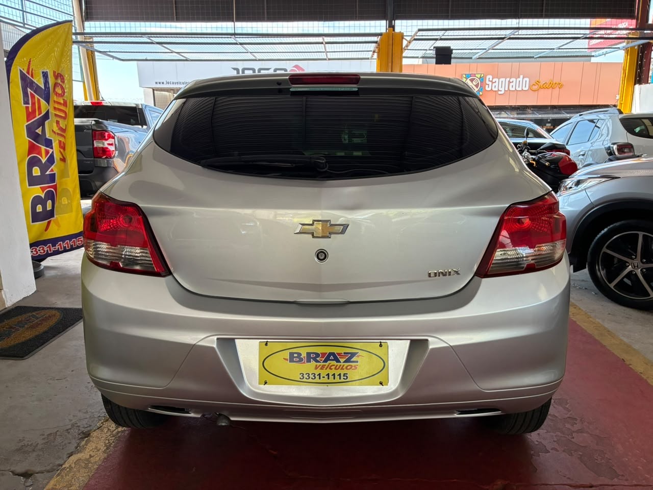 CHEVROLET Onix Joy 1.0 2018 - miniatura 4
