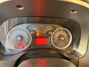 FIAT Strada Trekking 1.6 16v C.D. 2013 - miniatura 7