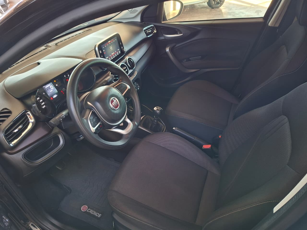 FIAT Cronos Precision 1.8 16v 2019 - miniatura 5