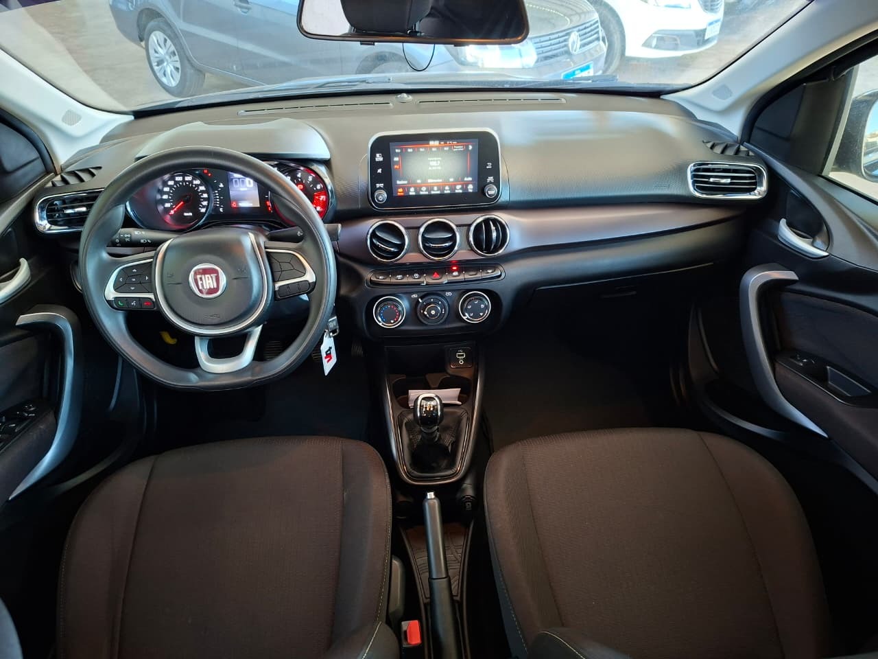 FIAT Cronos Precision 1.8 16v 2019 - miniatura 9