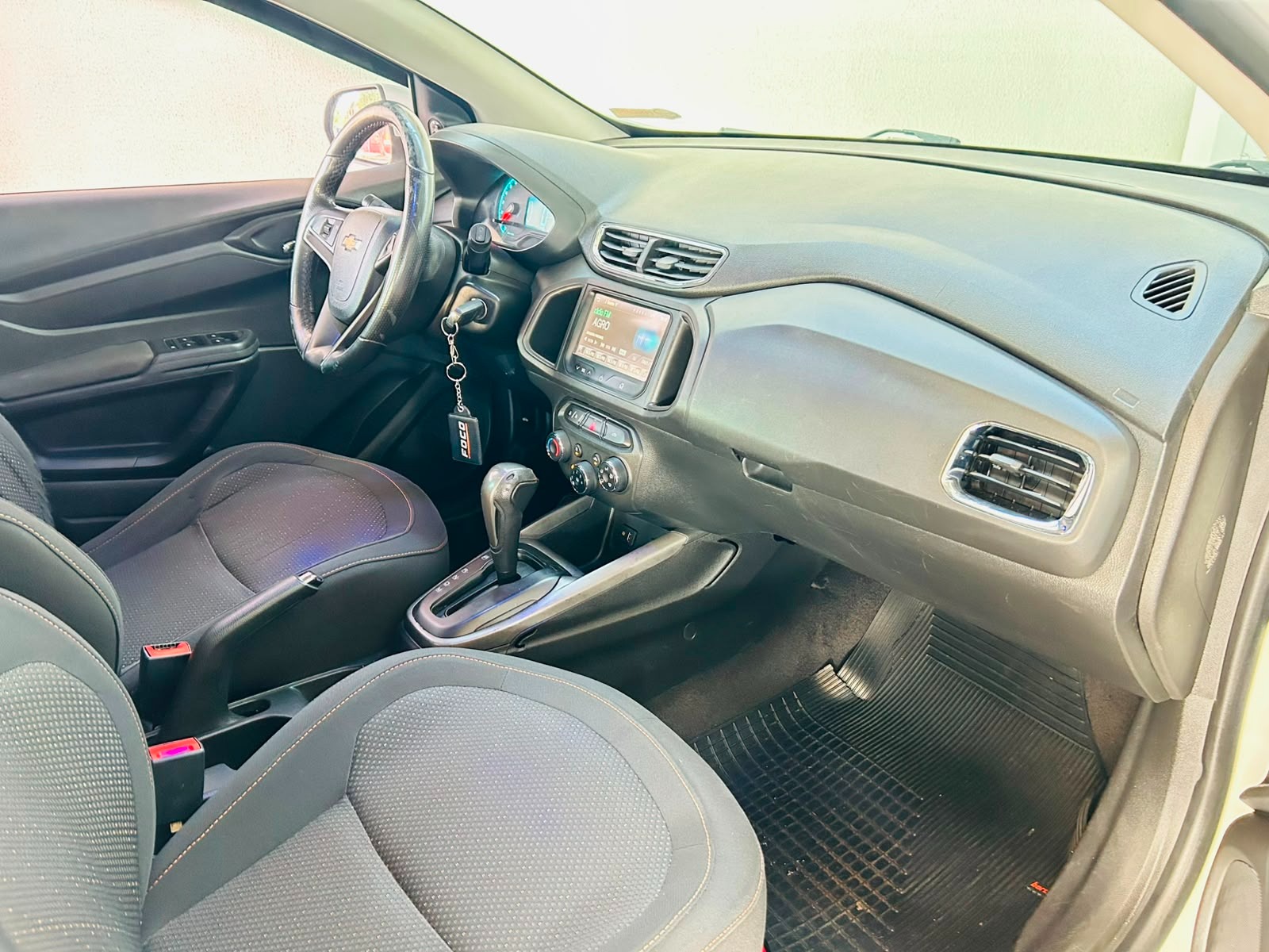 CHEVROLET Onix LTZ 1.4 2015 - miniatura 2