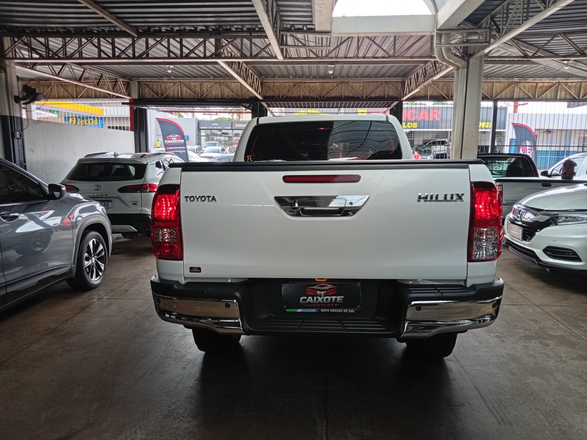 TOYOTA Hilux SR D4-D 2.8TDi 16v 4X4 C.D. 2024 - miniatura 4