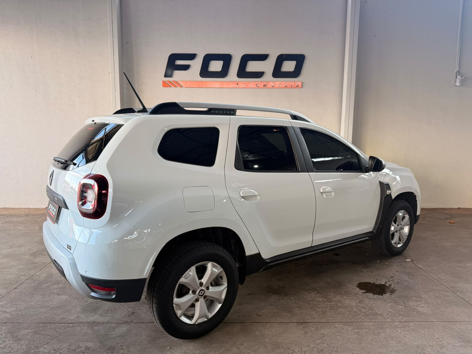 RENAULT Duster Intense 1.6 16v 2021 - miniatura 4