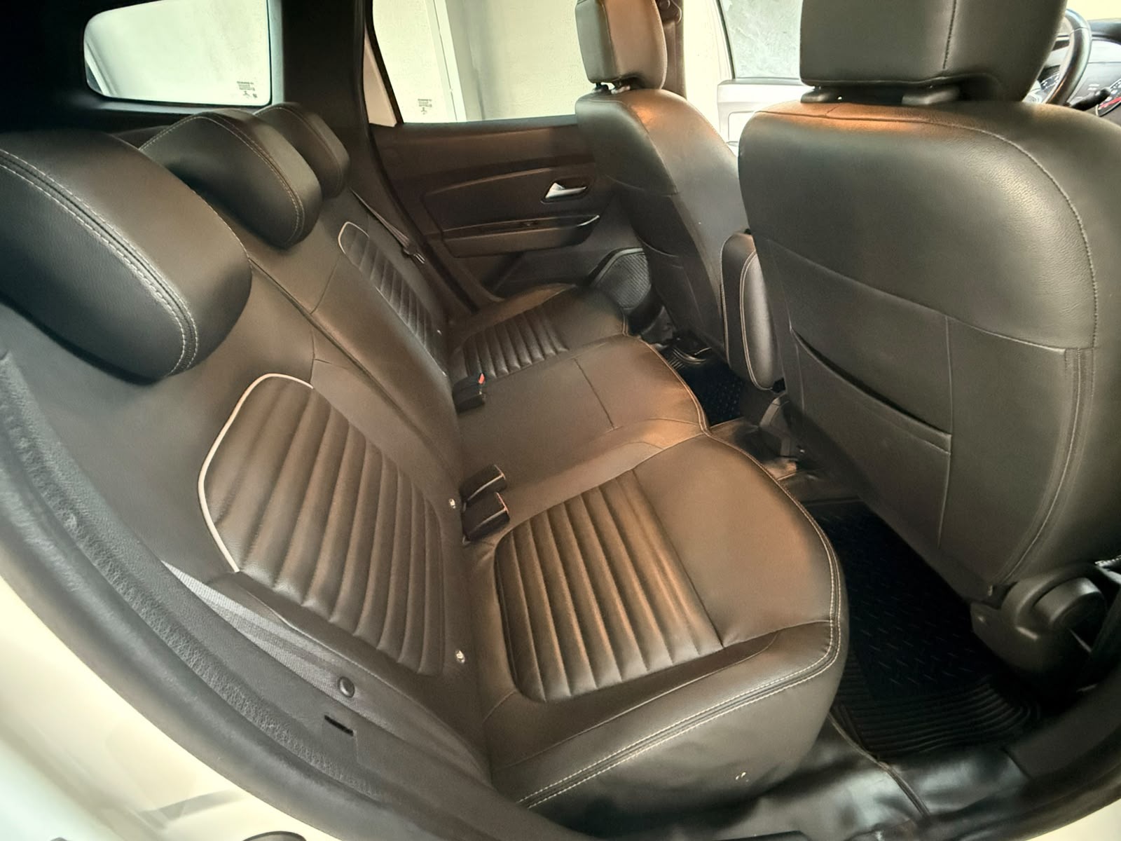 RENAULT Duster Intense 1.6 16v 2021 - miniatura 10