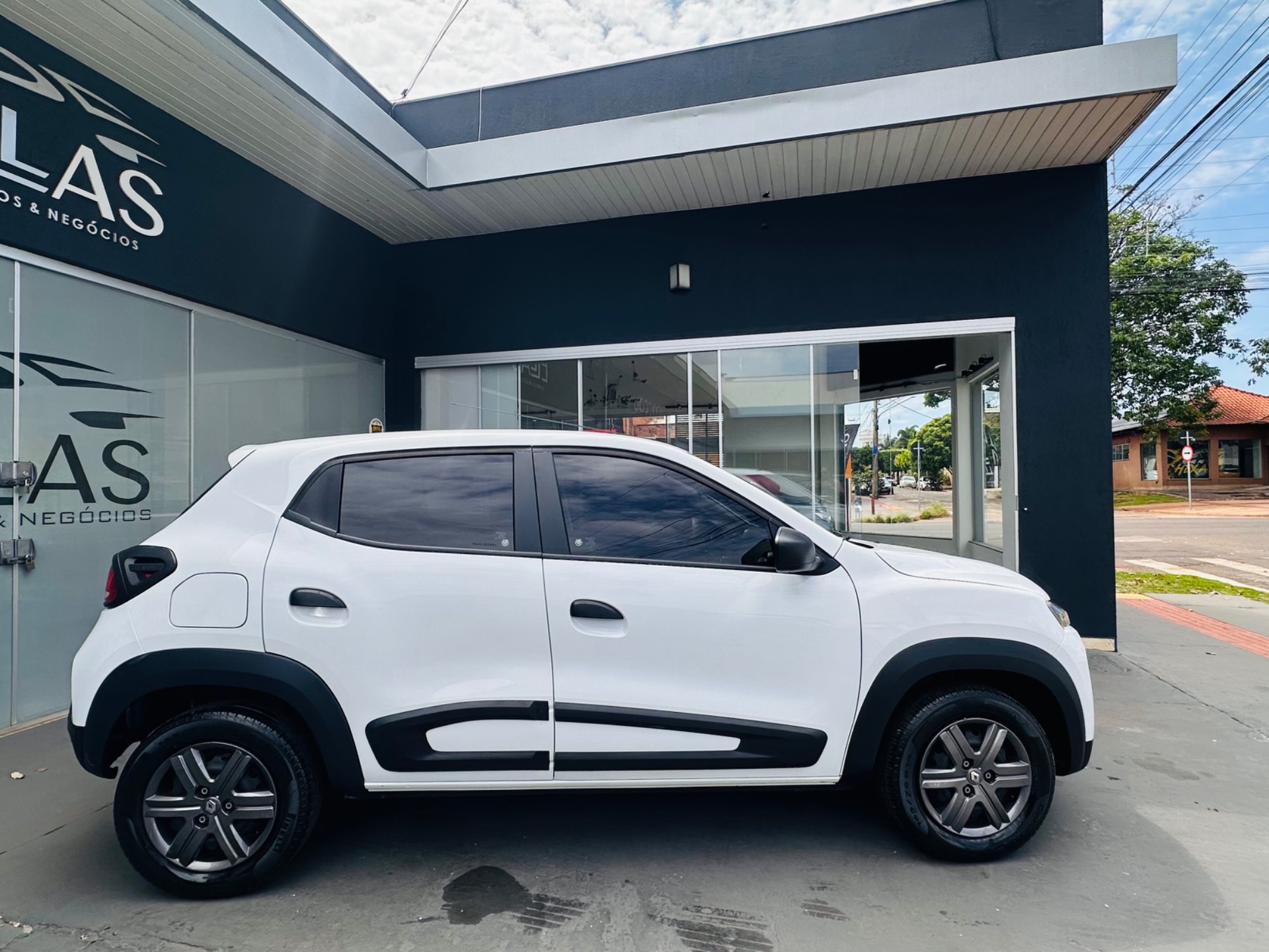 RENAULT Kwid Zen 1.0 12v 2024 - miniatura 5