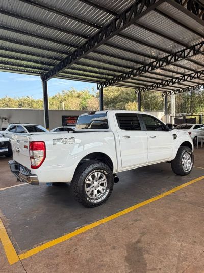 FORD Ranger XLT 3.2TDCi 20v 4x4 C.D. 2019 - miniatura 4