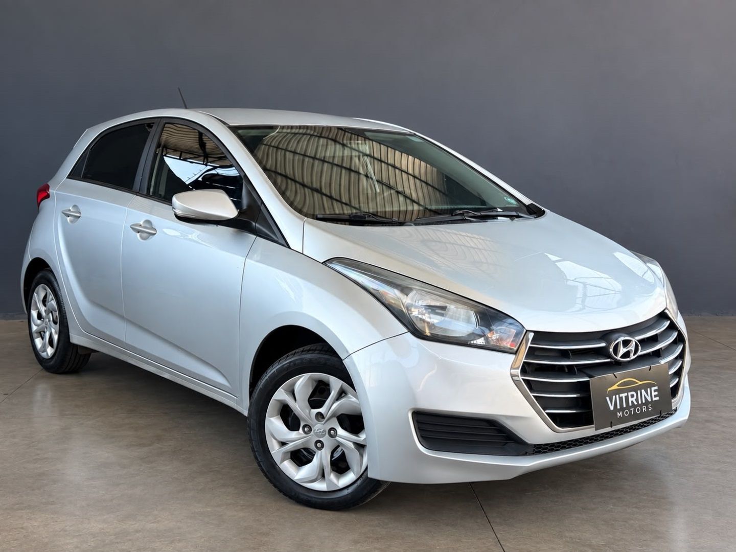 Vista principal de HYUNDAI HB20 Comfort 1.0 12v 2017