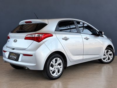 HYUNDAI HB20 Comfort 1.0 12v 2017 - miniatura 4