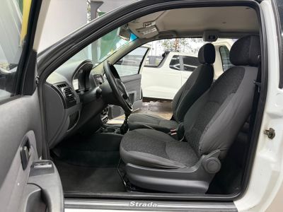 FIAT Strada Trekking 1.6 16v C.D. 2015 - miniatura 9