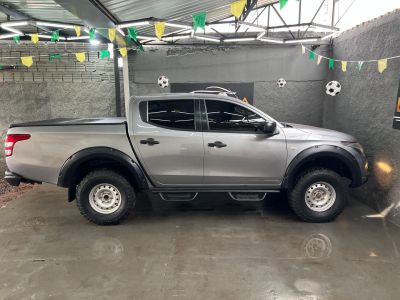 MITSUBISHI L200 Triton Sport GLS Outdoor 2.4TDi 16v 4X4 C.D. 2022 - miniatura 6