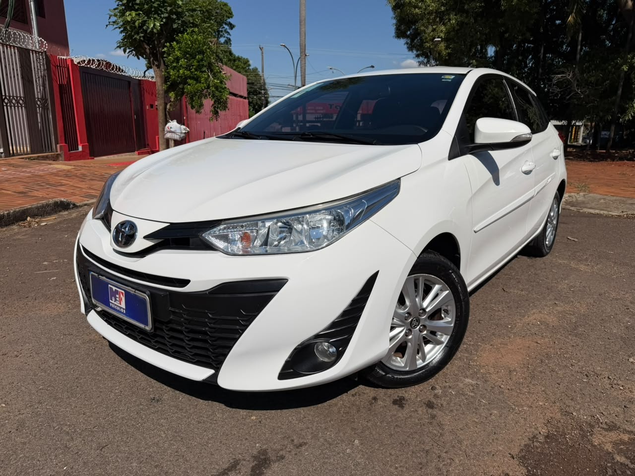 TOYOTA Yaris Hatch XL Plus Tech 1.3 16v 2019 - miniatura 2