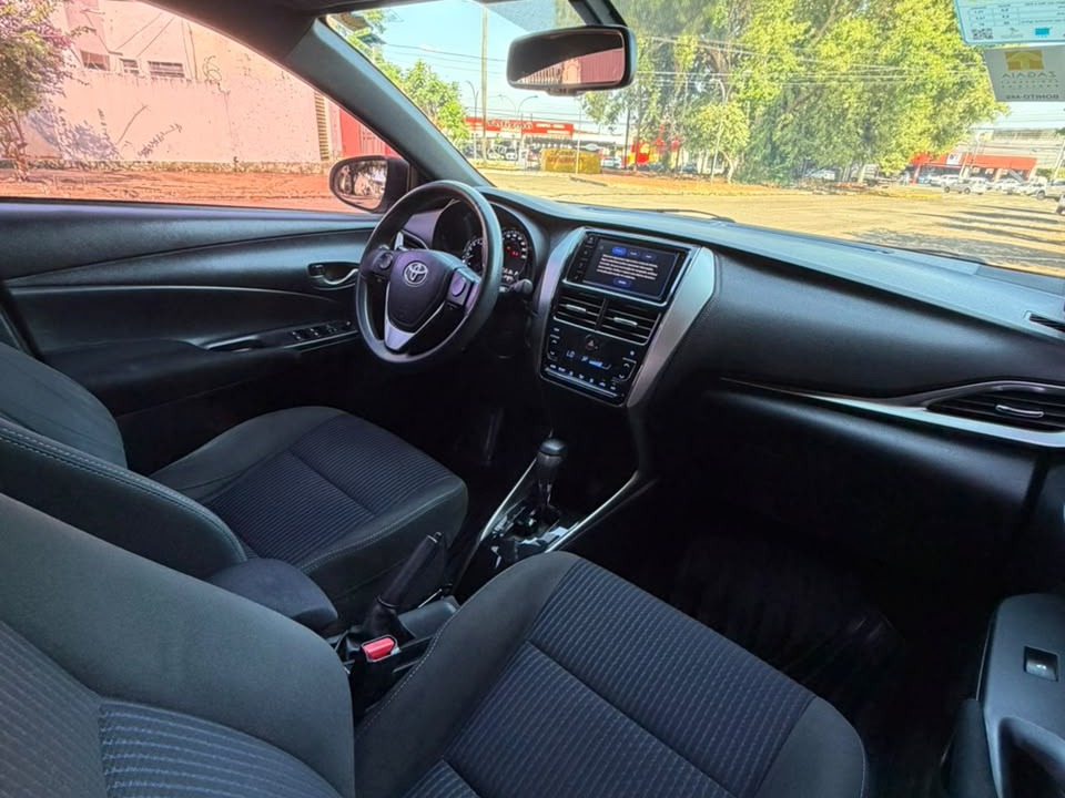 TOYOTA Yaris Hatch XL Plus Tech 1.3 16v 2019 - miniatura 7