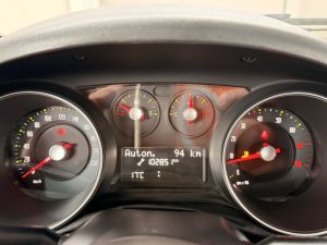 FIAT Punto Attractive 1.4 2016 - miniatura 8