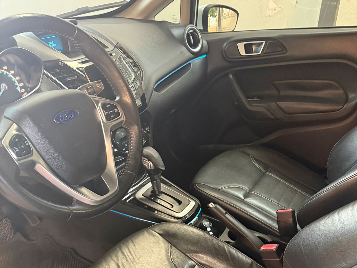 FORD Fiesta Sedan Titanium 1.6 16v PowerShift 2015 - miniatura 8