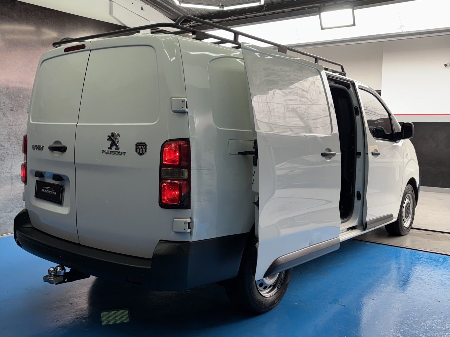 PEUGEOT Expert Business Pack 1.6TDi  2022 - miniatura 6