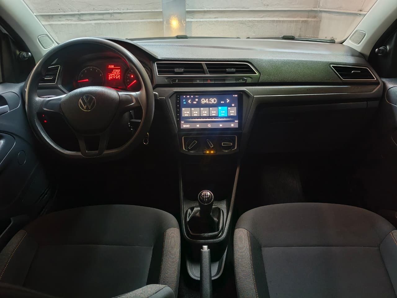 VOLKSWAGEN Saveiro Robust 1.6 16v C.D. 2024 - miniatura 7