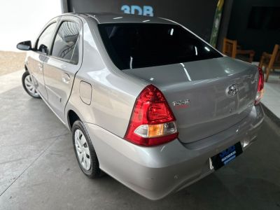 TOYOTA Etios Sedan XS 1.5 16v 2018 - miniatura 4