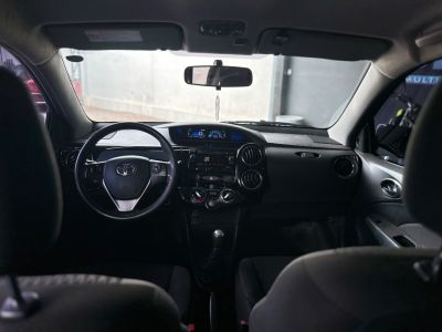 TOYOTA Etios Sedan XS 1.5 16v 2018 - miniatura 8