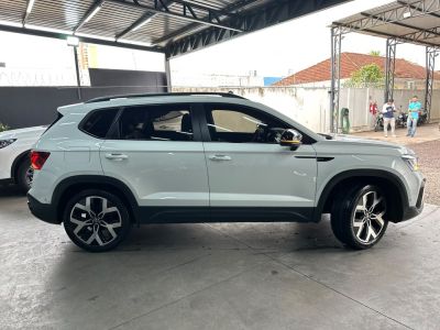 VOLKSWAGEN Taos Highline 1.4 16v TSi 2024 - miniatura 4