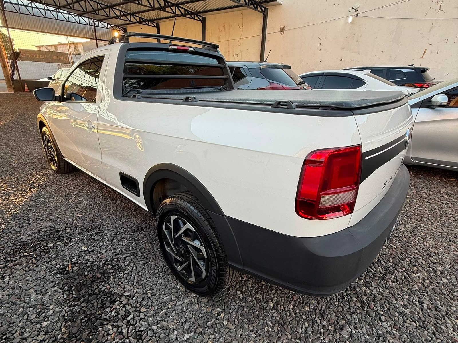 VOLKSWAGEN Saveiro Robust 1.6 16v C.S. 2022 - miniatura 4