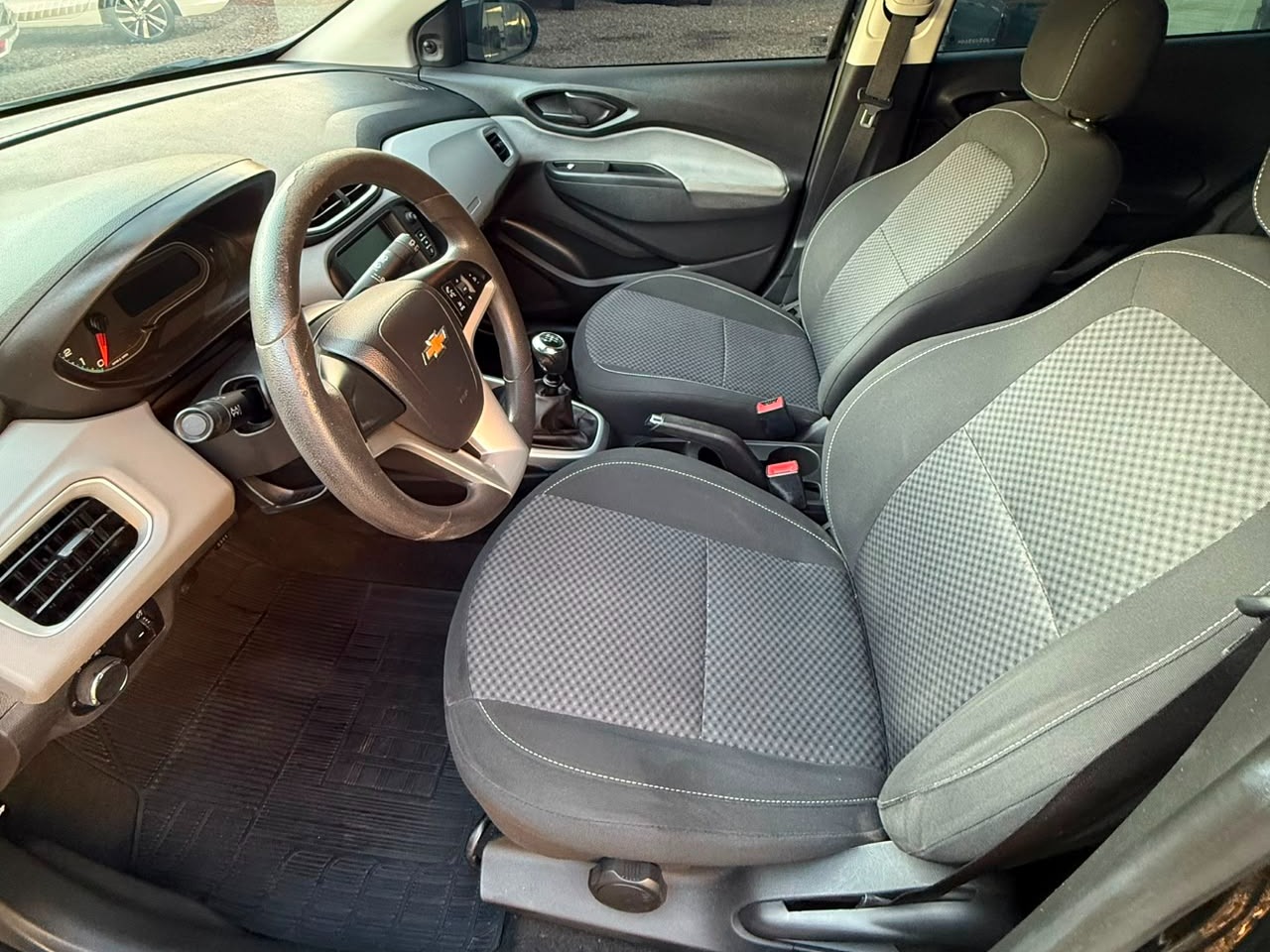 CHEVROLET Onix LT 1.4 2018 - miniatura 10